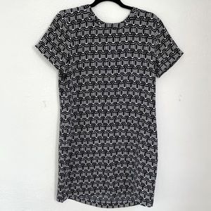 Adrienne Vittadini Pattern Black and White Short Sleeve Dress Size 8